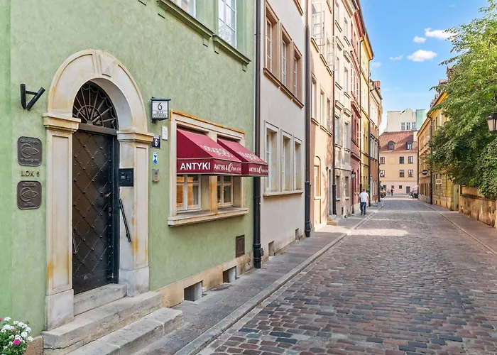 Cute In The Historic Old Town Of